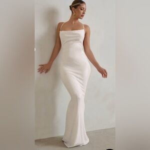 Elegant White Evening,Prom,Wedding, or Special Occasion Sequin Maxi Dress.